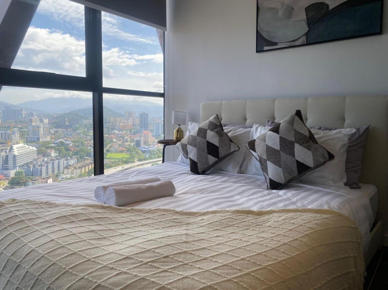 Infini Suites@ Scarletz Klcc Pangsapuri